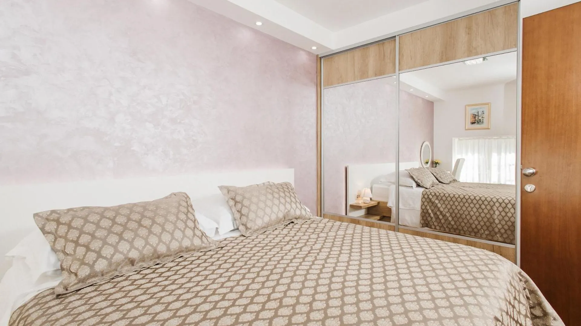 Apartman Mija Split 0*,  Croatia